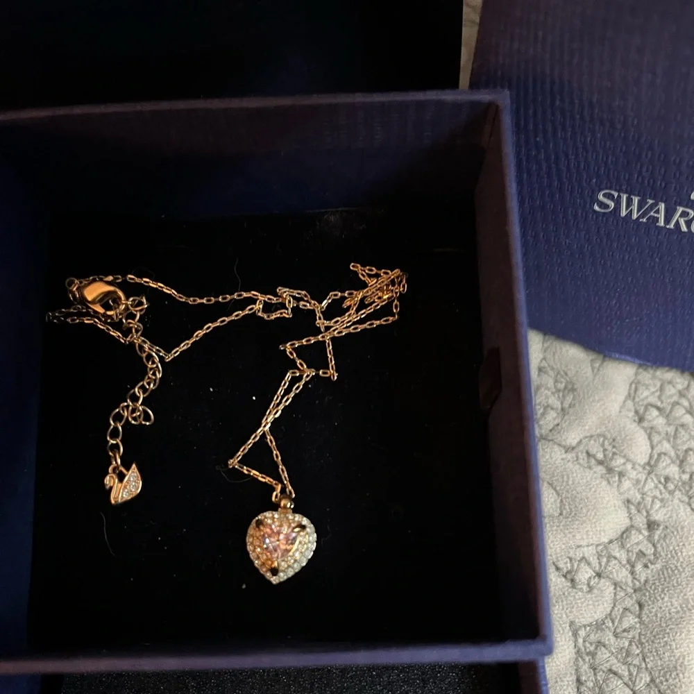 Swarovski heart necklace - Picture 5 of 5